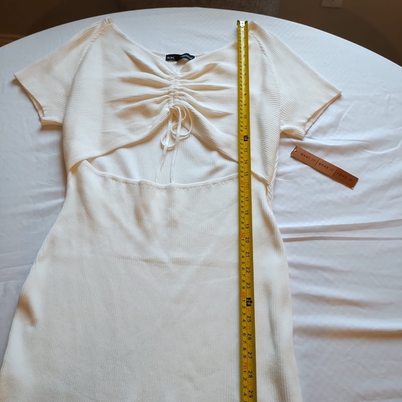 Women’s Dress Almost Famous Ivory SHORT SLEEVE Size 3XL - Picture 10 of 11